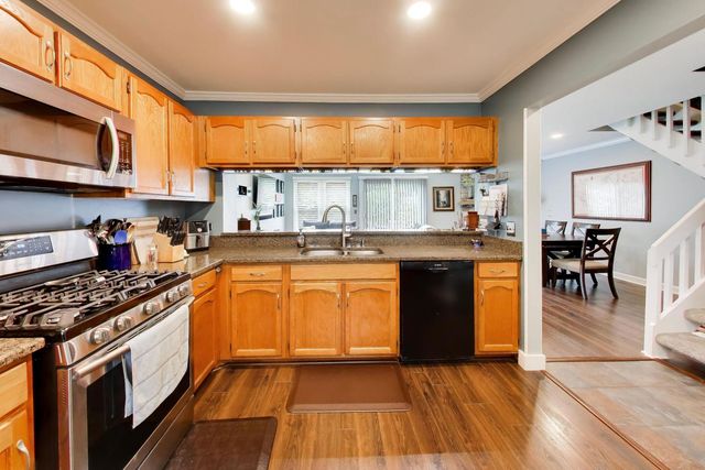 1711 Vermont Drive, Elk Grove Village, IL 60007