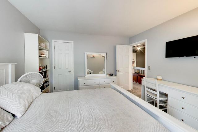 1711 Vermont Drive, Elk Grove Village, IL 60007