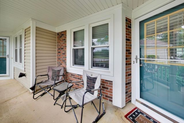 1711 Vermont Drive, Elk Grove Village, IL 60007
