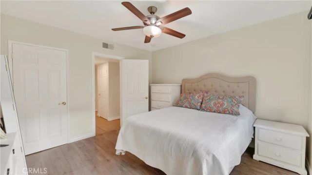 1801 Greenleaf 4, Santa Ana, CA 92706