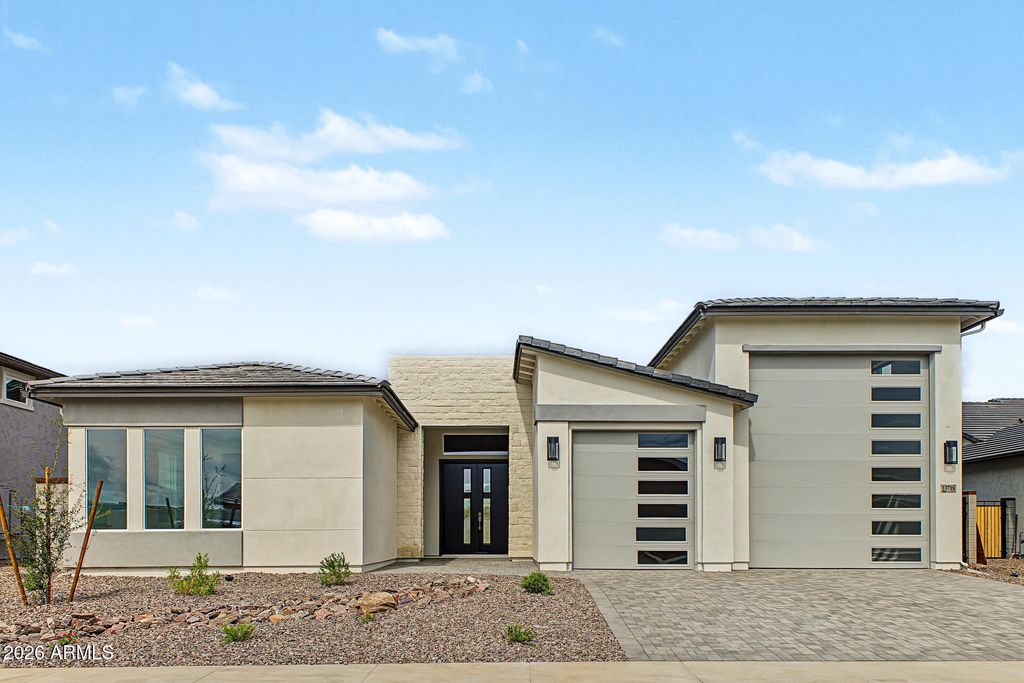 13718 W HACKAMORE Drive, Peoria, AZ 85383 — photo 4