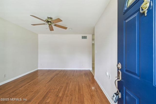 7902 RENOIR Drive, Jacksonville, FL 32221