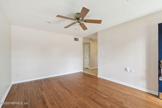 7902 RENOIR Drive, Jacksonville, FL 32221