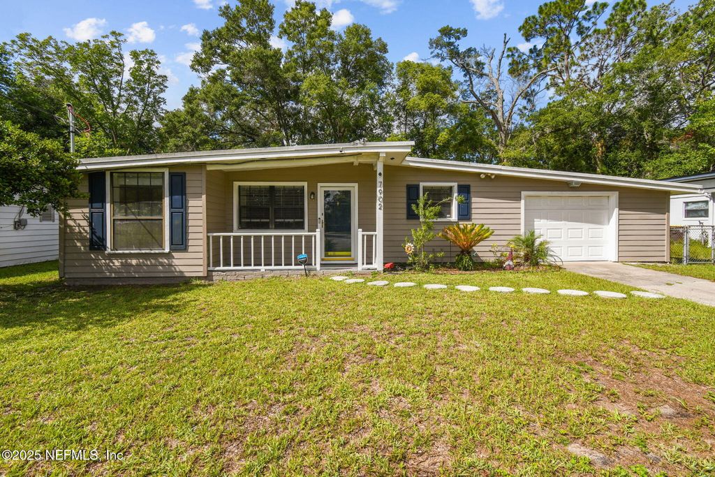 7902 RENOIR Drive, Jacksonville, FL 32221
