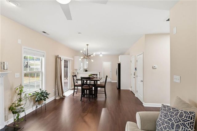 2813 Deepwater Court, Fayetteville, NC 28306