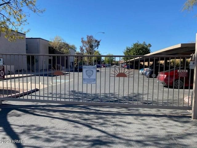 1340 N Recker Road 335, Mesa, AZ 85205