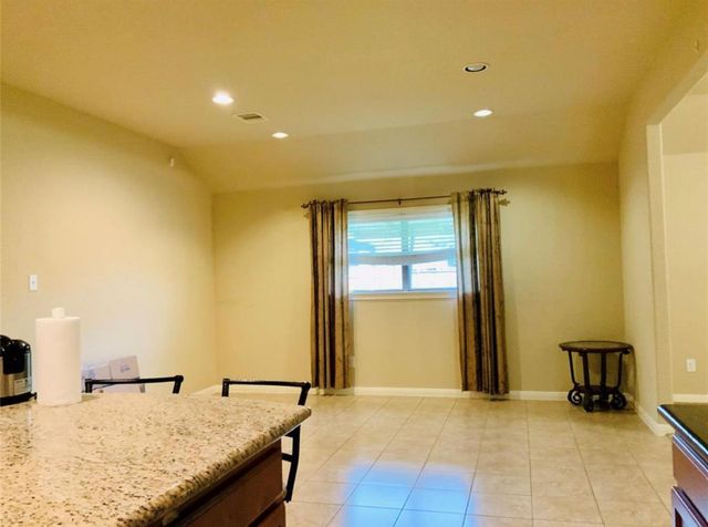 110 Tuna Street, Galveston, TX 77550