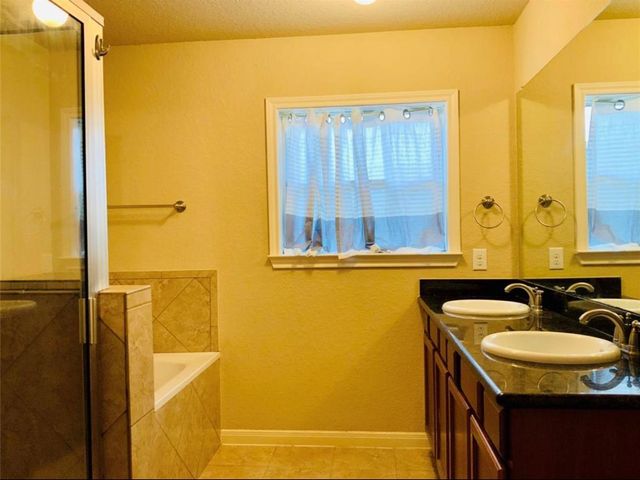 110 Tuna Street, Galveston, TX 77550