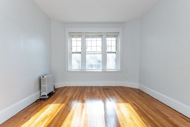 30 Kilsyth Rd 3, Brookline, MA 02445