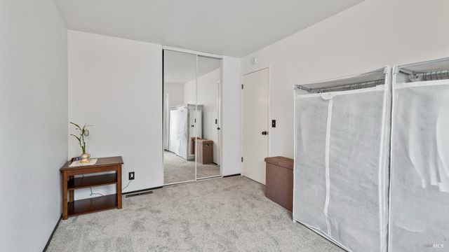 418 Occidental Cir, Santa Rosa, CA 95401