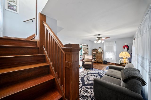 40 Walnut Street, Ashville, OH 43103
