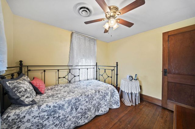 40 Walnut Street, Ashville, OH 43103