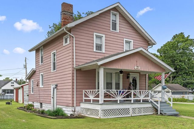 40 Walnut Street, Ashville, OH 43103