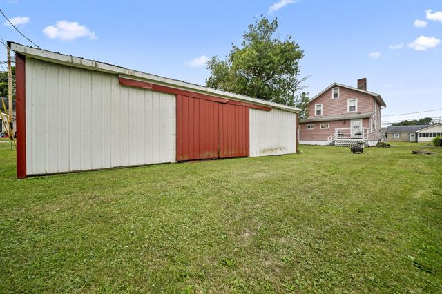 40 Walnut Street, Ashville, OH 43103