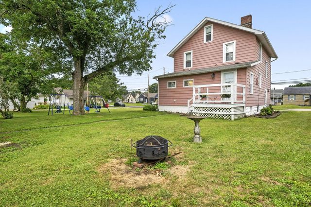40 Walnut Street, Ashville, OH 43103