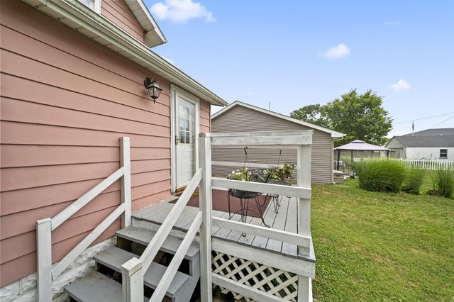 40 Walnut Street, Ashville, OH 43103