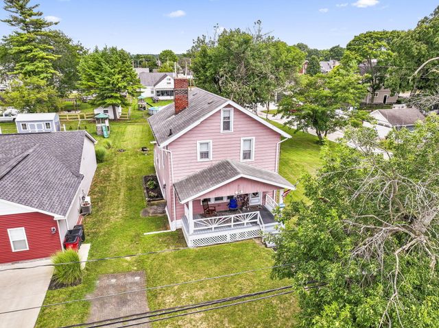 40 Walnut Street, Ashville, OH 43103