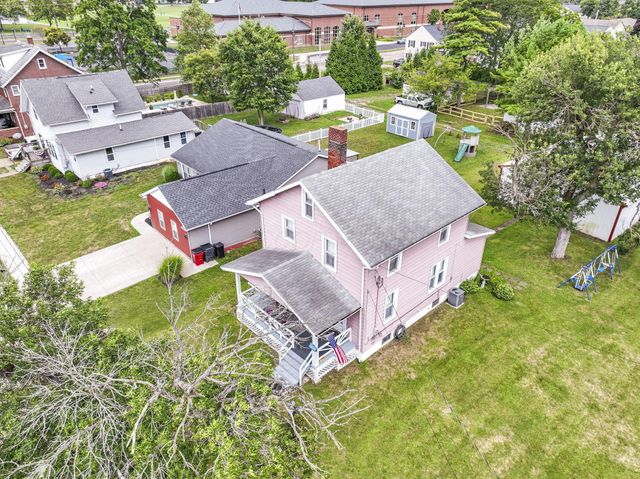 40 Walnut Street, Ashville, OH 43103