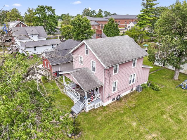 40 Walnut Street, Ashville, OH 43103