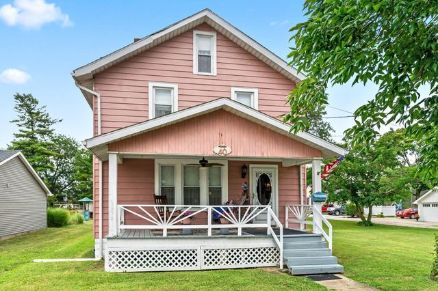 40 Walnut Street, Ashville, OH 43103