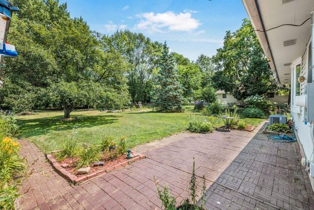 11708 Kentucky Avenue N, Champlin, MN 55316