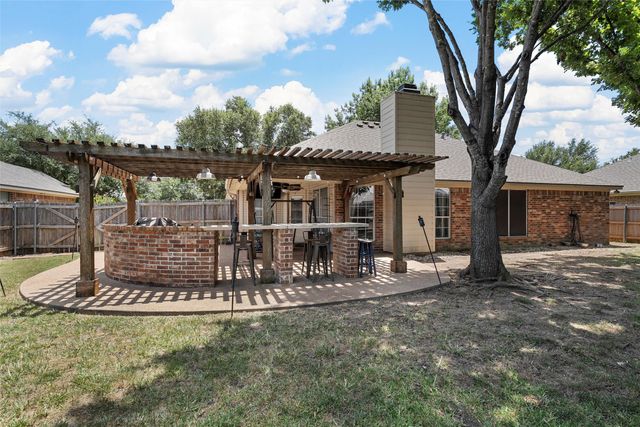 211 Desert Sky Drive, Waco, TX 76657