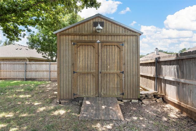 211 Desert Sky Drive, Waco, TX 76657