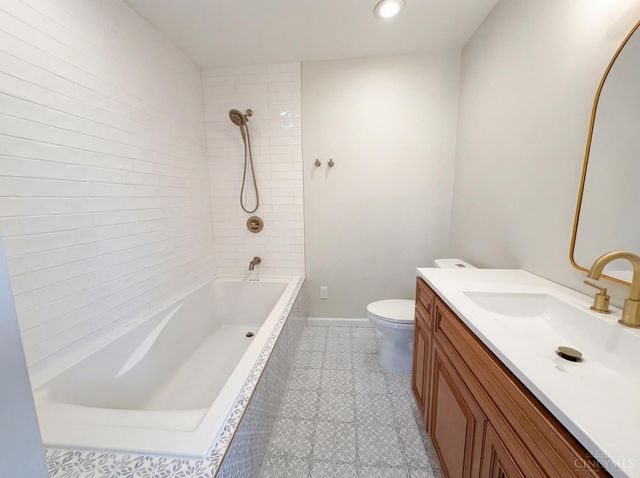 155 Bonham Road, Wyoming, OH 45215