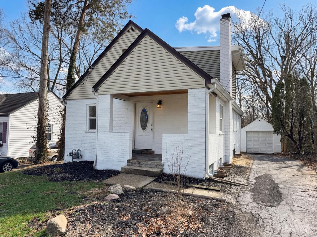 155 Bonham Road, Wyoming, OH 45215