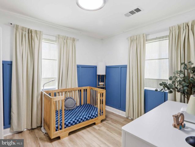 21 DOGWOOD DR, Middle River, MD 21220