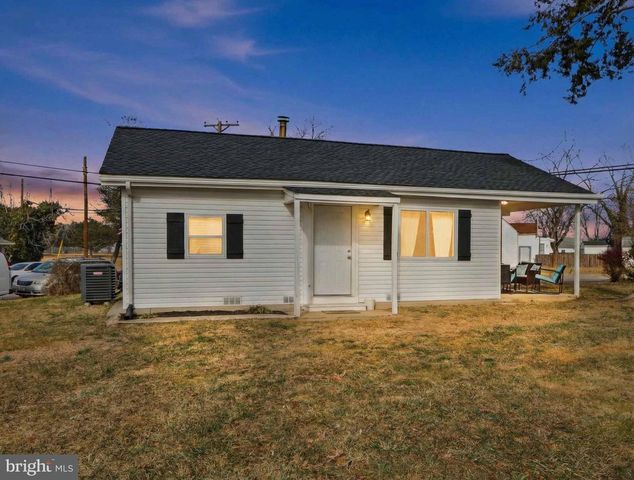 21 DOGWOOD DR, Middle River, MD 21220