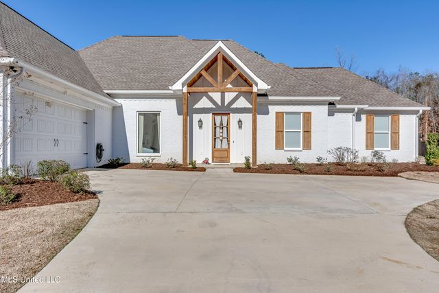 1656 Old Lake Road, Brandon, MS 39042