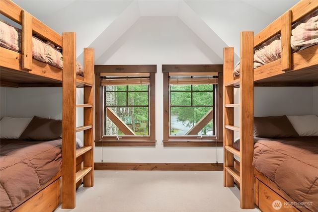 62414 Corral Way E, Enumclaw, WA 98022