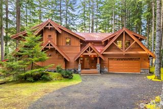 62414 Corral Way E, Enumclaw, WA 98022