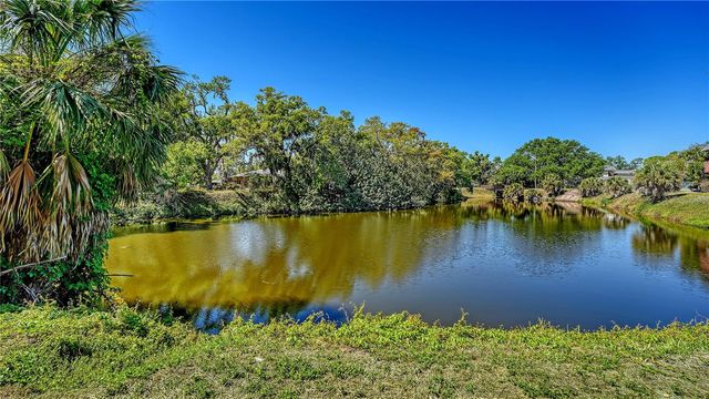 3310 RAMBLEWOOD PLACE, Sarasota, FL 34237