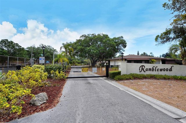 3310 RAMBLEWOOD PLACE, Sarasota, FL 34237
