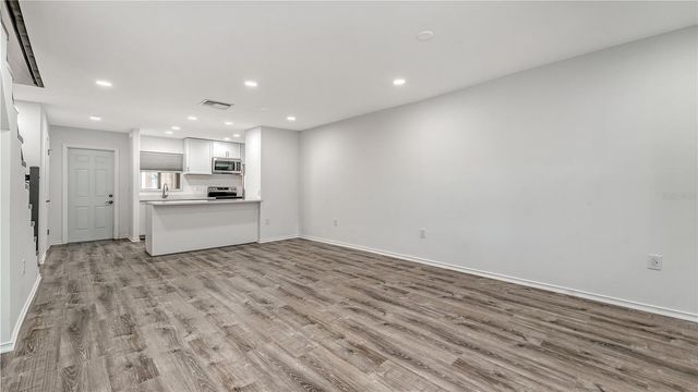 3310 RAMBLEWOOD PLACE, Sarasota, FL 34237