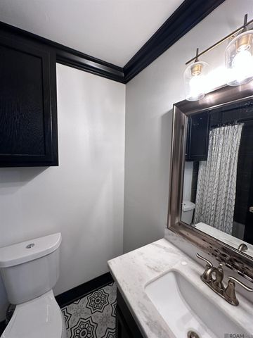 144 S Carrollton Ave, Baton Rouge, LA 70806