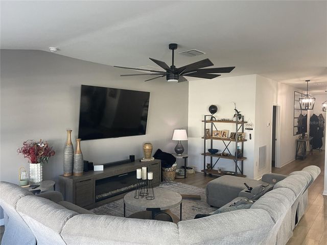 112 OAKWOOD COURT, Rotonda West, FL 33947