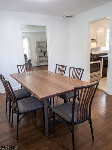 1601 N Stiles St, Linden City, NJ 07036