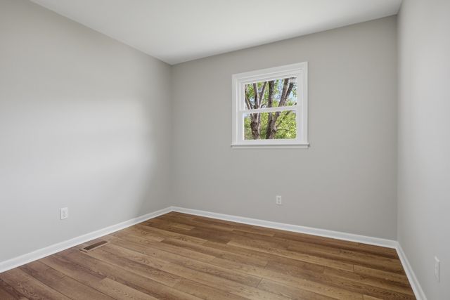 1416 Oakmont Circle, Centerville, TN 37033
