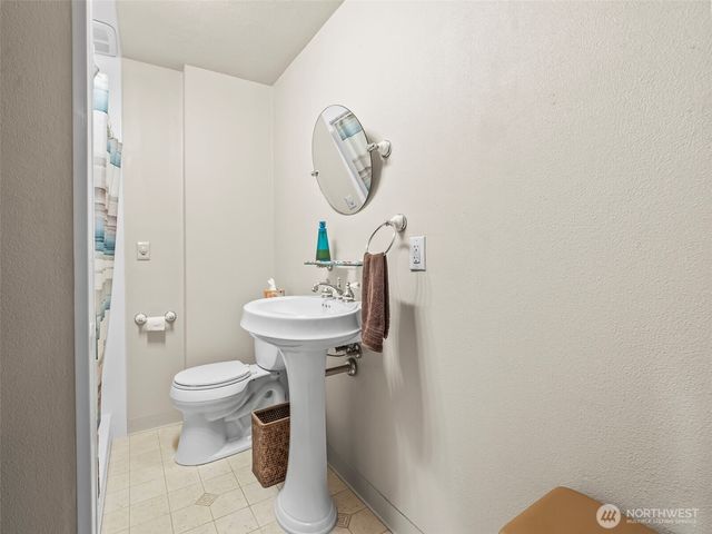 5523 53rd Street W, University Place, WA 98467