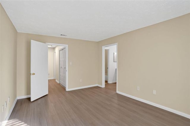 8740 Roswell Road 9C, Atlanta, GA 30350