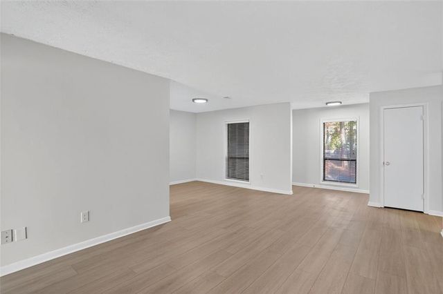 8740 Roswell Road 9C, Atlanta, GA 30350