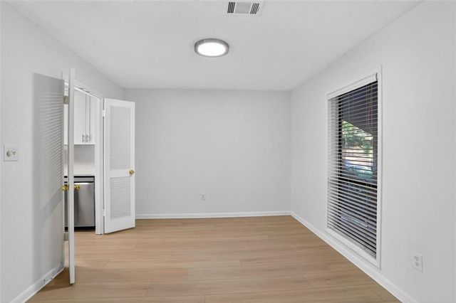 8740 Roswell Road 9C, Atlanta, GA 30350