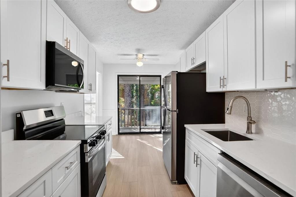 8740 Roswell Road 9C, Atlanta, GA 30350