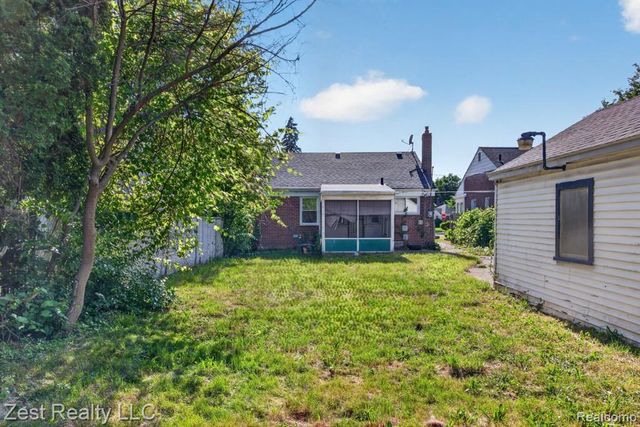 18540 Rosemont Avenue, Detroit, MI 48219