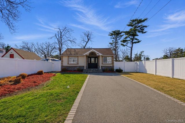 108 4th Street, Brentwood, NY 11717