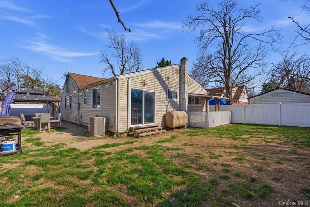 108 4th Street, Brentwood, NY 11717