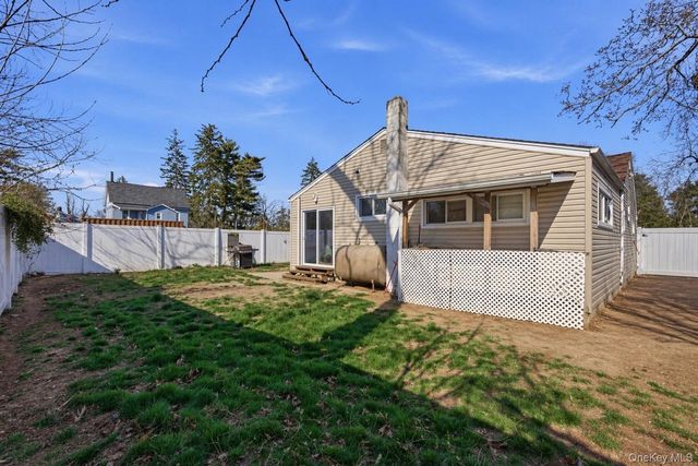 108 4th Street, Brentwood, NY 11717